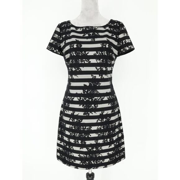Juicy Couture Dresses & Skirts - Juicy Couture Dress Womens Medium Black Gray Floral Stripe Lined Zip Career